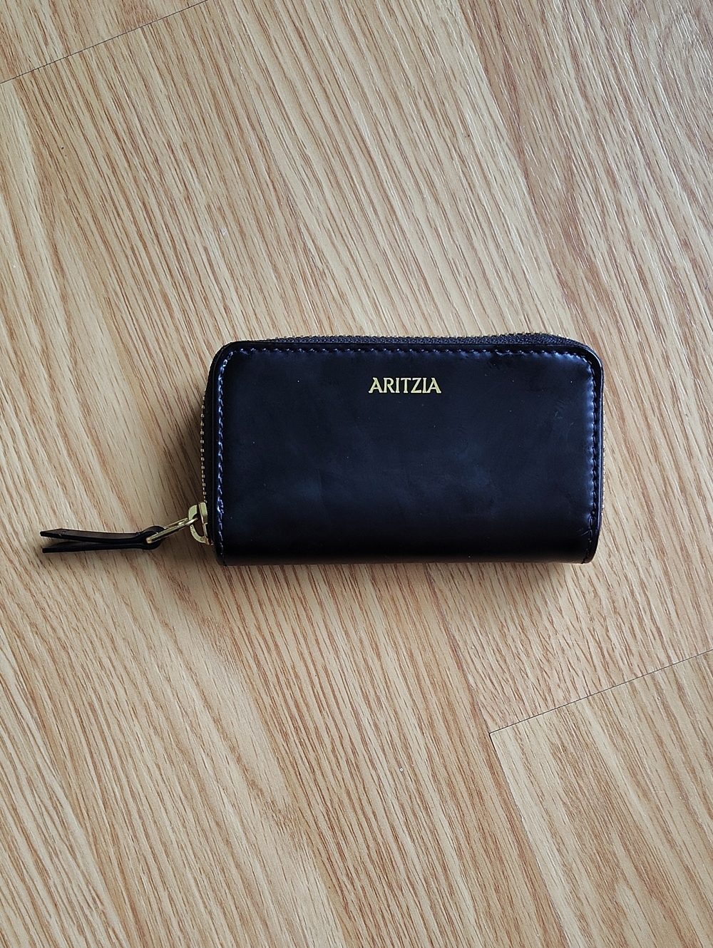 Aritzia Black Genuine Leather Black And Gold Card Wallet